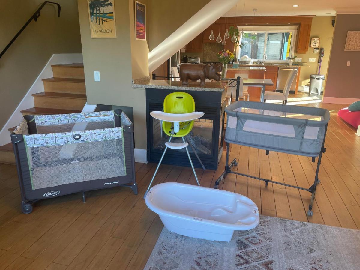 Great West Vancouver House With Hot Tub, Across From Beach & 10 Mn To Downtown Vancouver Ngoại thất bức ảnh